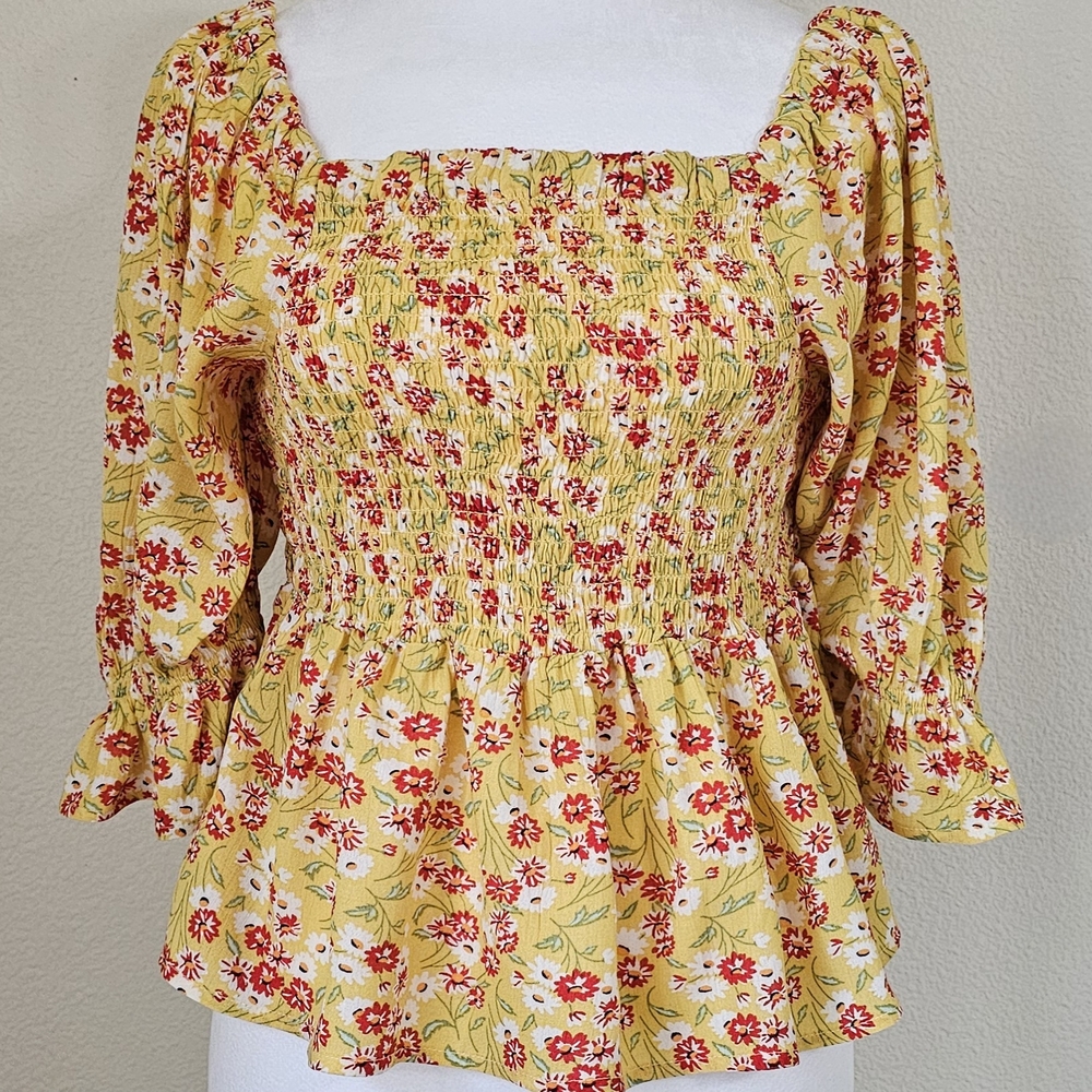 Women's Yellow Floral - Puff Sleeve - Smocked Blouse - XS